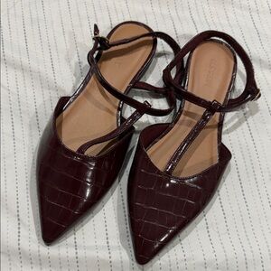 Old Navy Dark Burgundy Croc-Embossed Flats